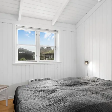 Ljupco - 950m From The Sea By Interhome Saltum