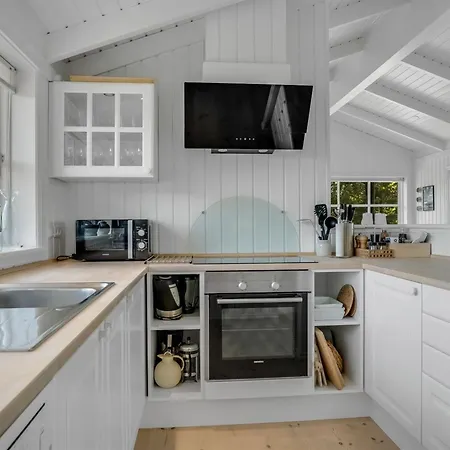 Ljupco - 950m From The Sea By Interhome *