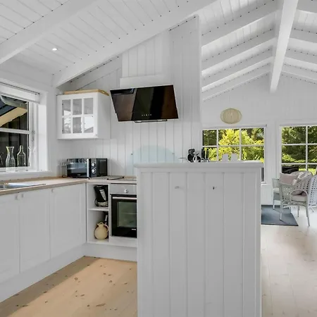 Ljupco - 950m From The Sea By Interhome *